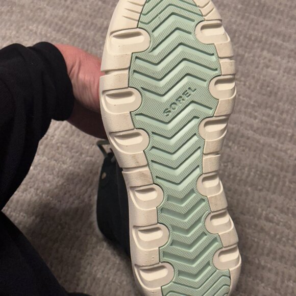 Sorel Explorer III Lace Boot in Size 3 - Picture 3 of 6